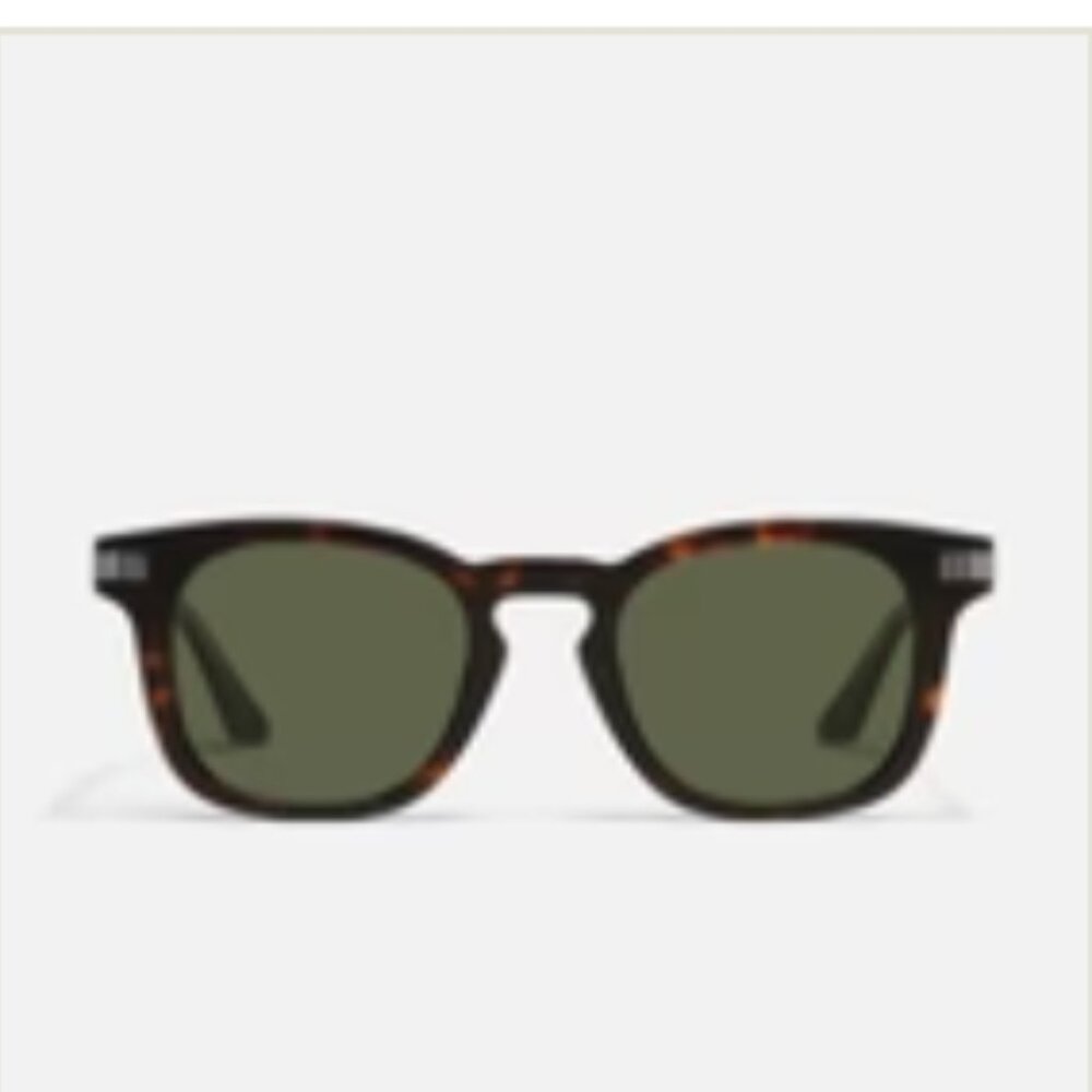 Quay Weekender Sunglasses - New
